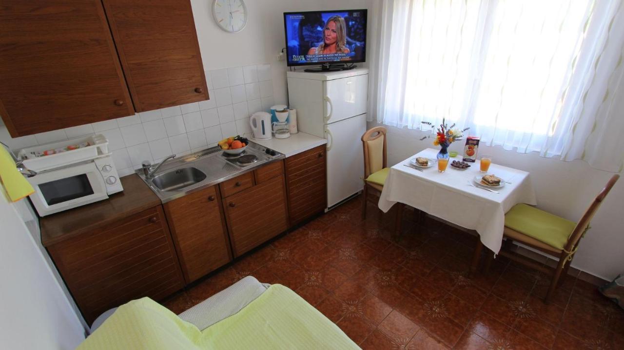 Studio In Vantacici/Insel Krk 14419 Eksteriør billede